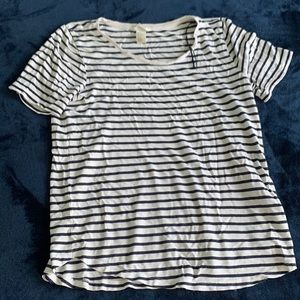 Tee small shirt size small